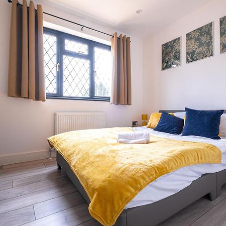 7 Guests - 4 Bedroom - Free Wi-Fi - קטרינג מראה חיצוני תמונה