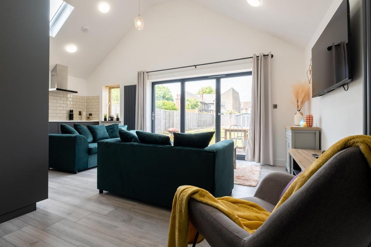 7 Guests - 4 Bedroom - Free Wi-Fi - קטרינג מראה חיצוני תמונה
