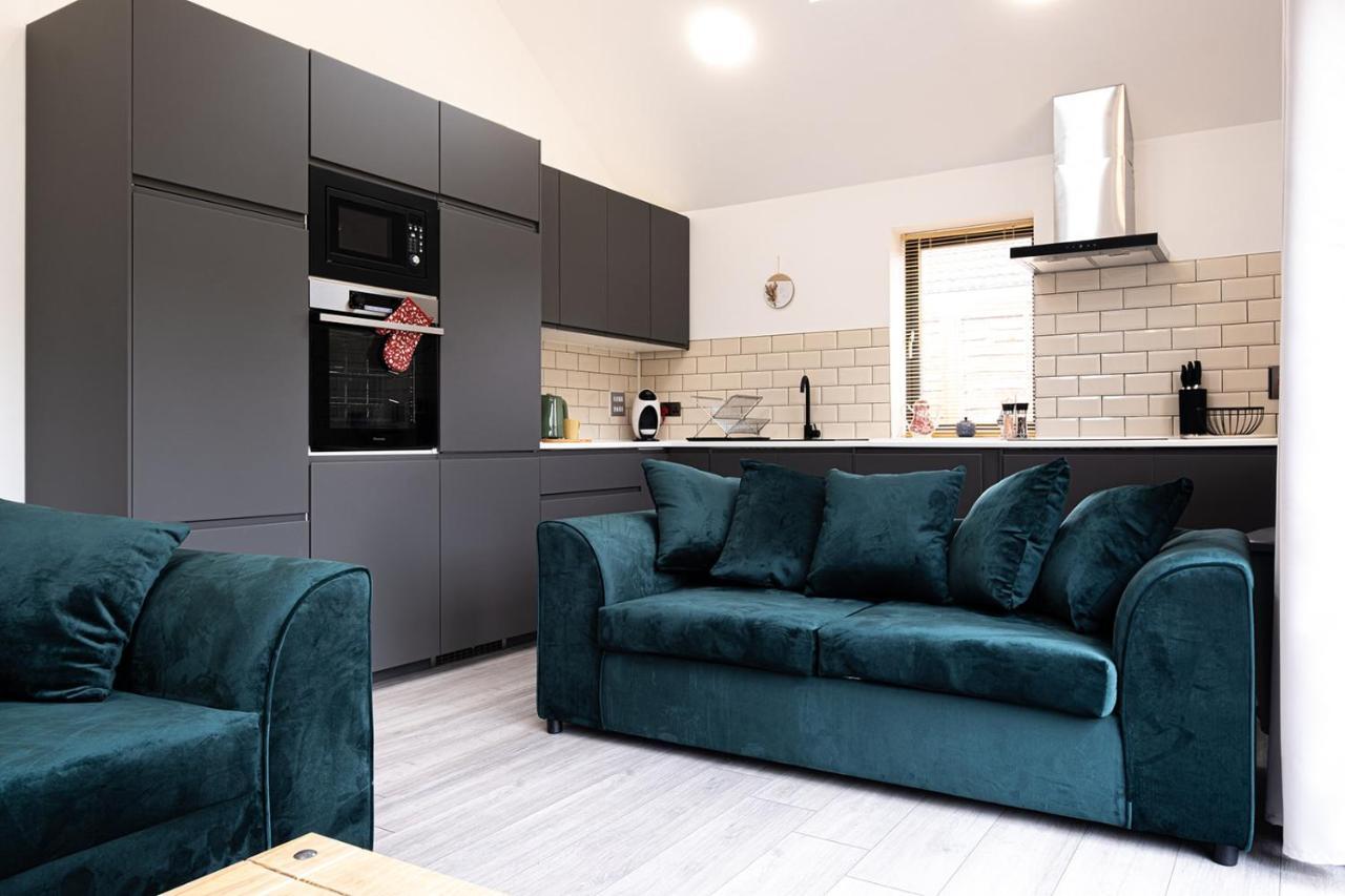 7 Guests - 4 Bedroom - Free Wi-Fi - קטרינג מראה חיצוני תמונה